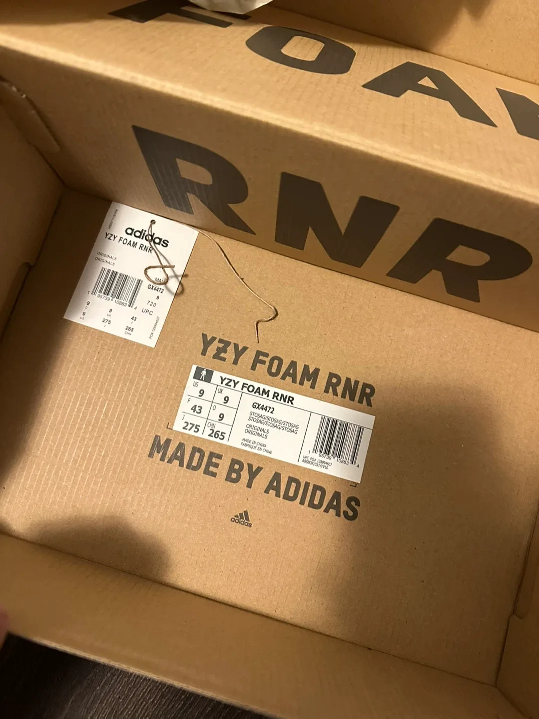 Adidas Yeezy Foam RNNR, Size 8 image indicator(6)