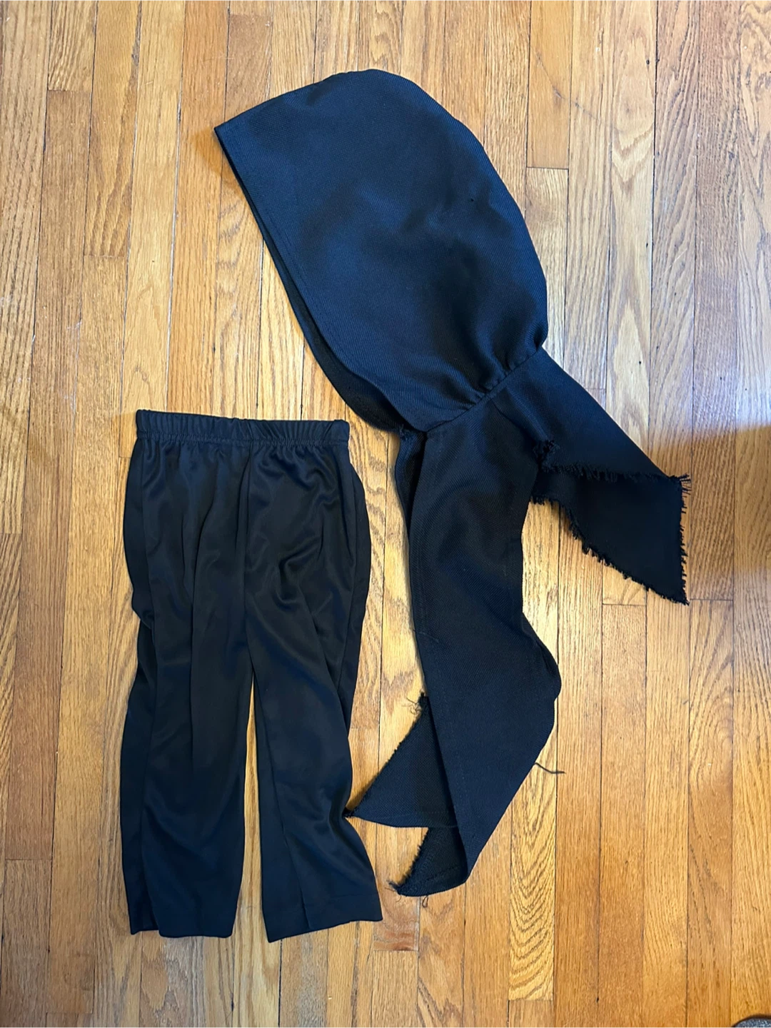 Disney Star Wars Kylo Ren Costume Size 3 -may fit taller - photo 3