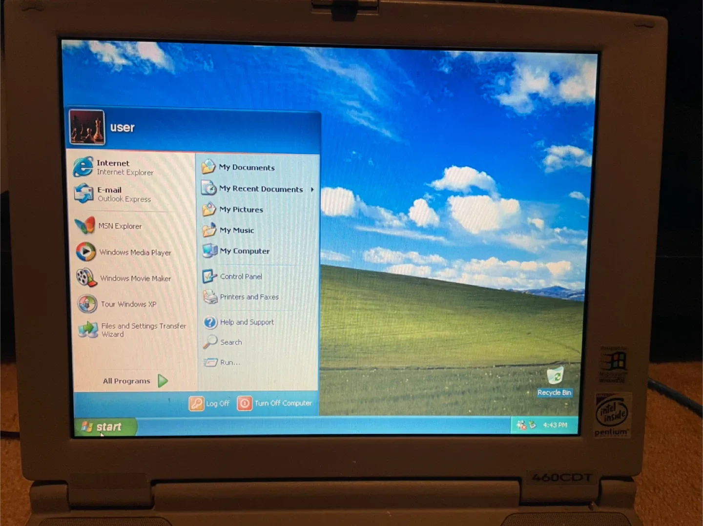 Toshiba Satellite 460CDT Laptop - Vintage! thumbnail