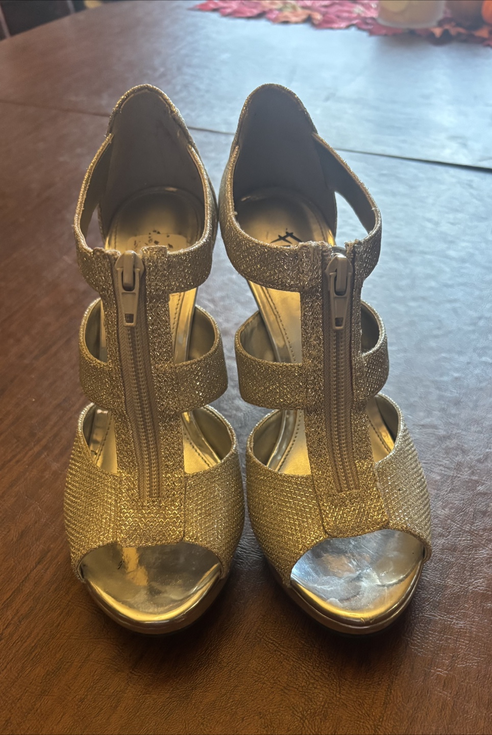 ZM Silver Heels - Size 7