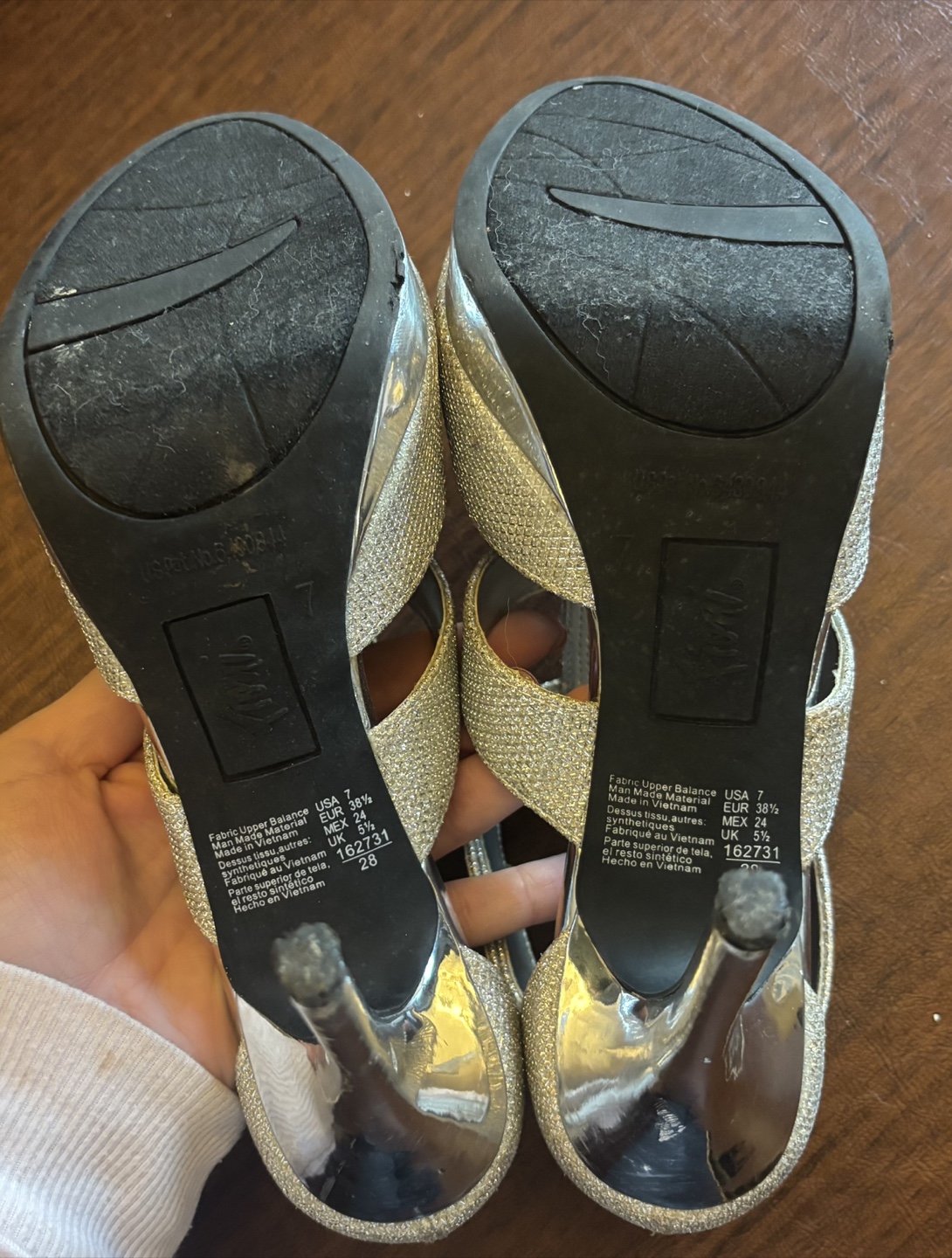 ZM Silver Heels - Size 7 - photo 5