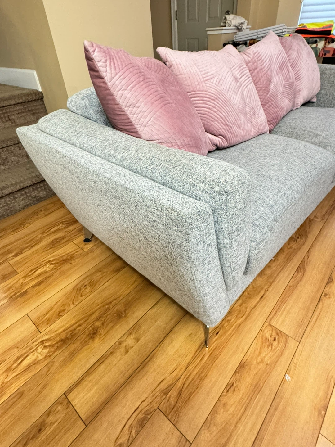 Grey Two-Seat Sofa with Pink Cushions - photo 4