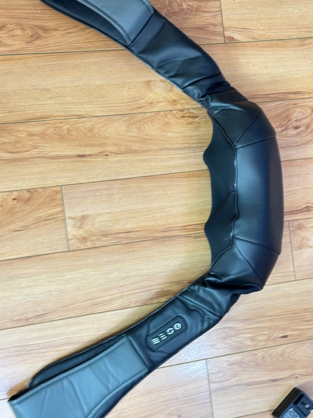 Calirox Neck & Shoulder Massager - photo 2