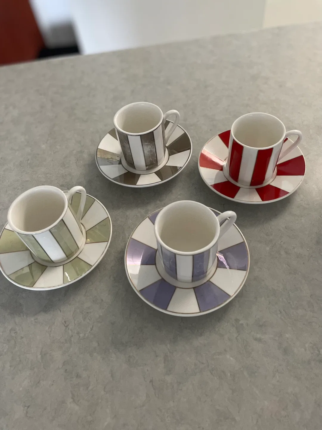 Set of 4 Striped Espresso Cups & Saucers thumbnail