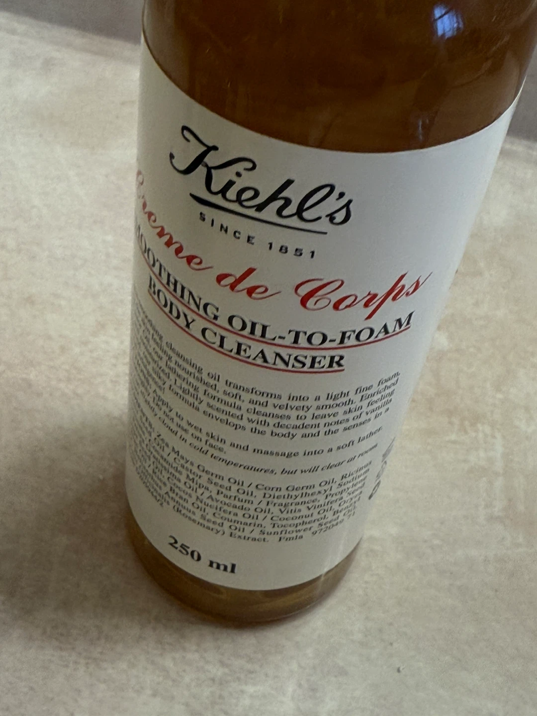 Kiehl's Crème de Corps Smoothing Oil-To-Foam Cleanser - photo 2