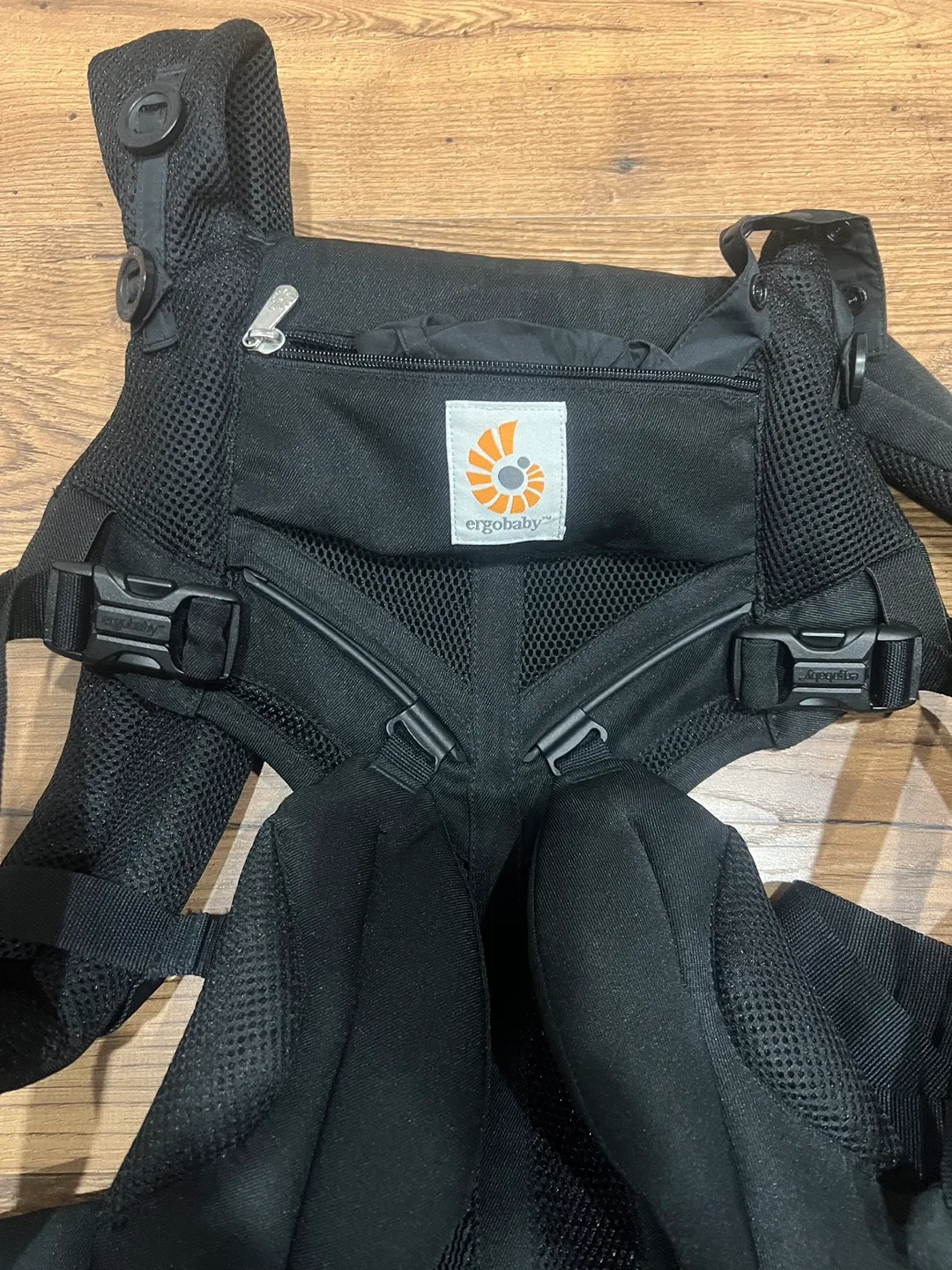 Ergobaby Omni 360 Cool Air Baby Carrier image indicator(2)