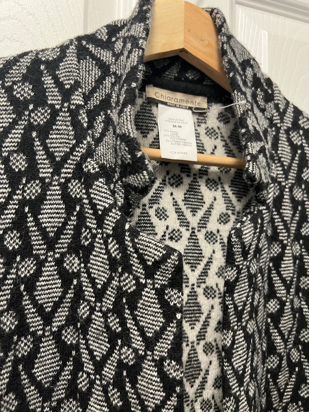 Chiaramente Cardigan - Size M/M image indicator(4)