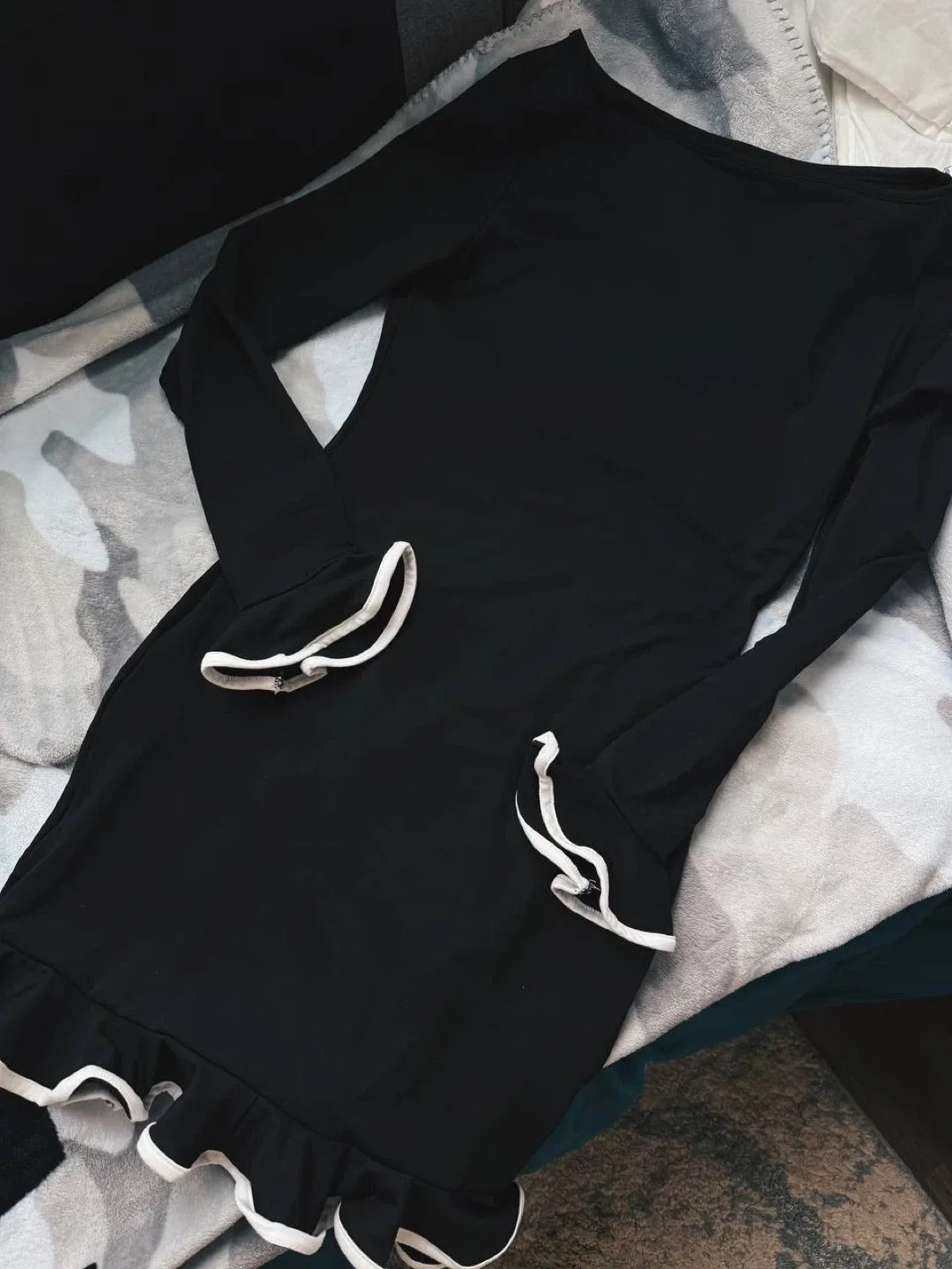 Black Mini Dress with White Trim, size M image indicator(5)