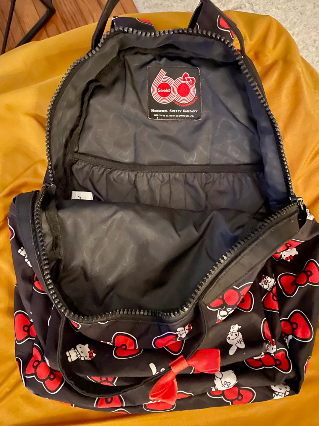 Herschel Hello Kitty Backpack - photo 3