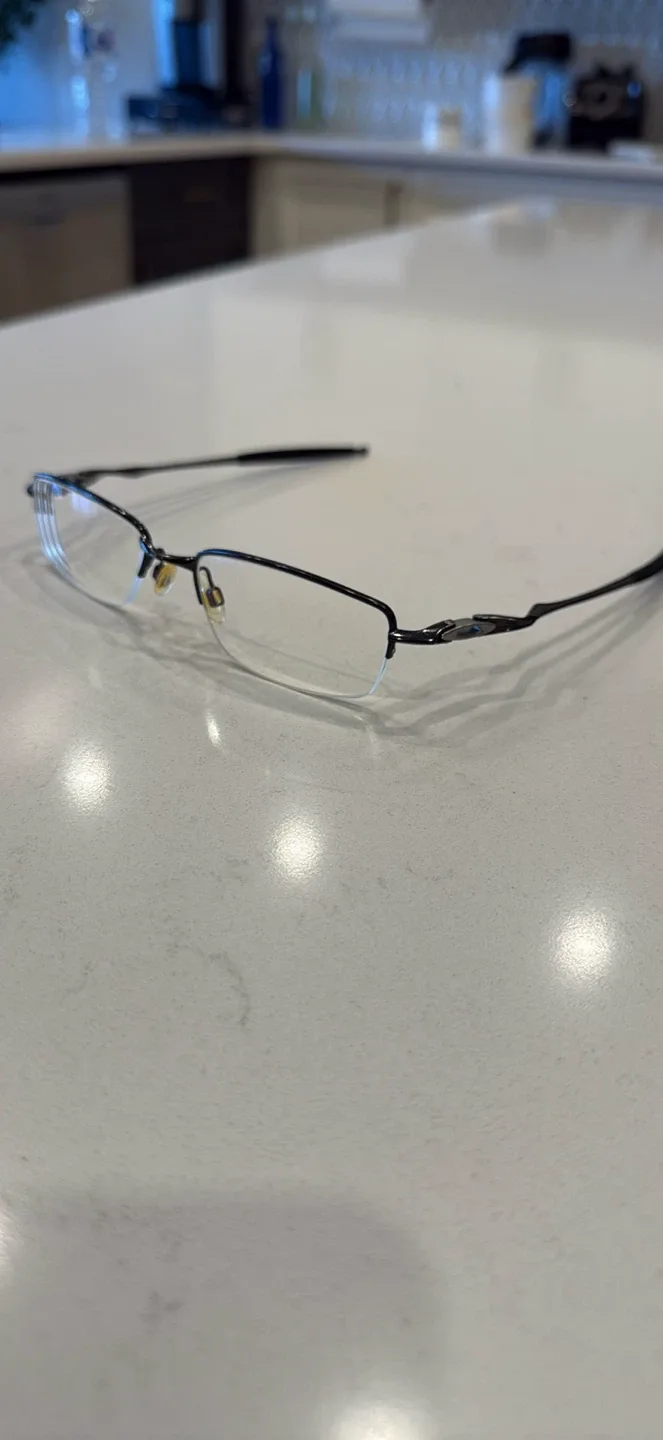 Eyeglasses image indicator(3)