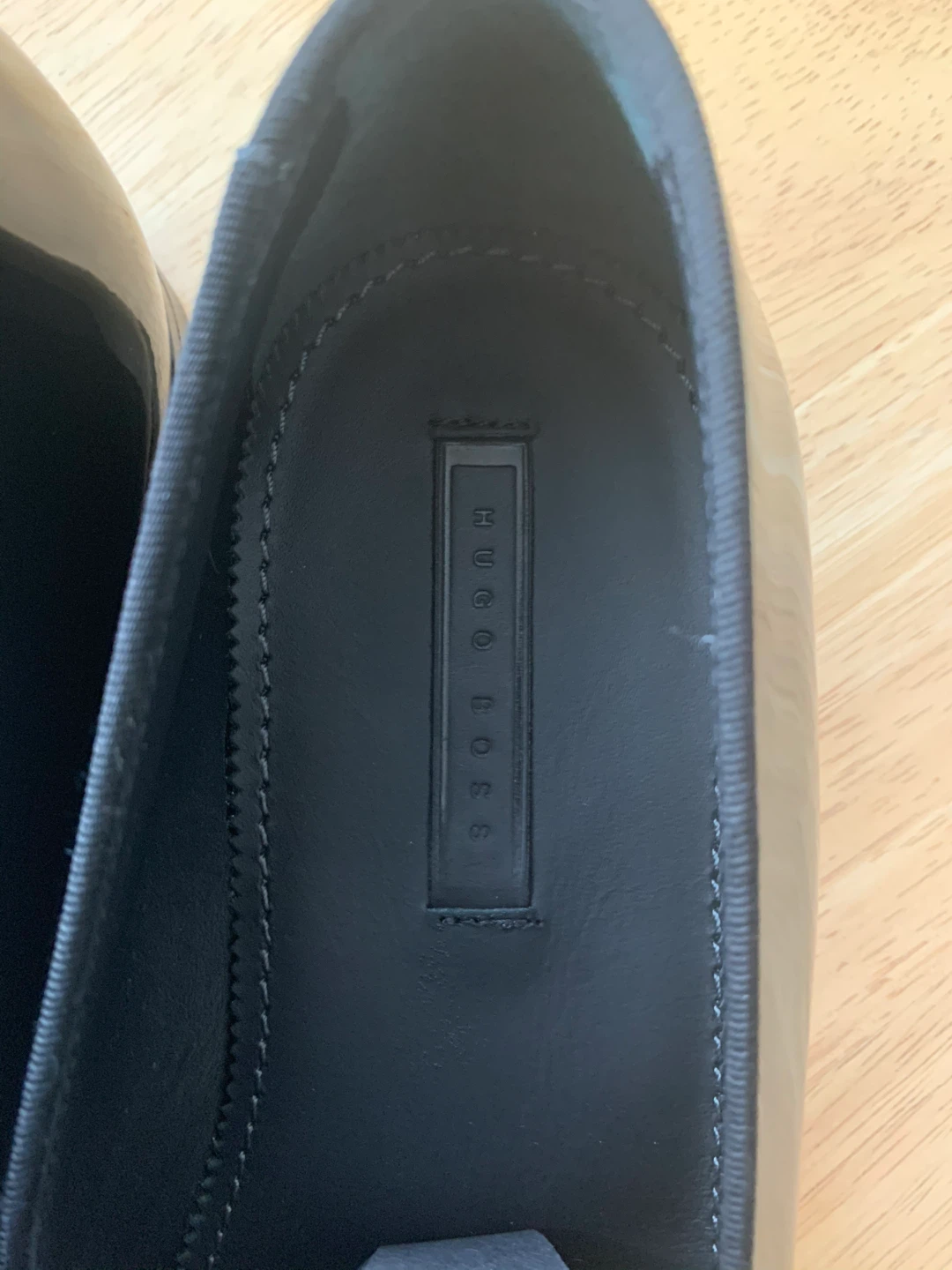Hugo Boss Italian Calfskin Patent Loafer - Size 37.5 - photo 4