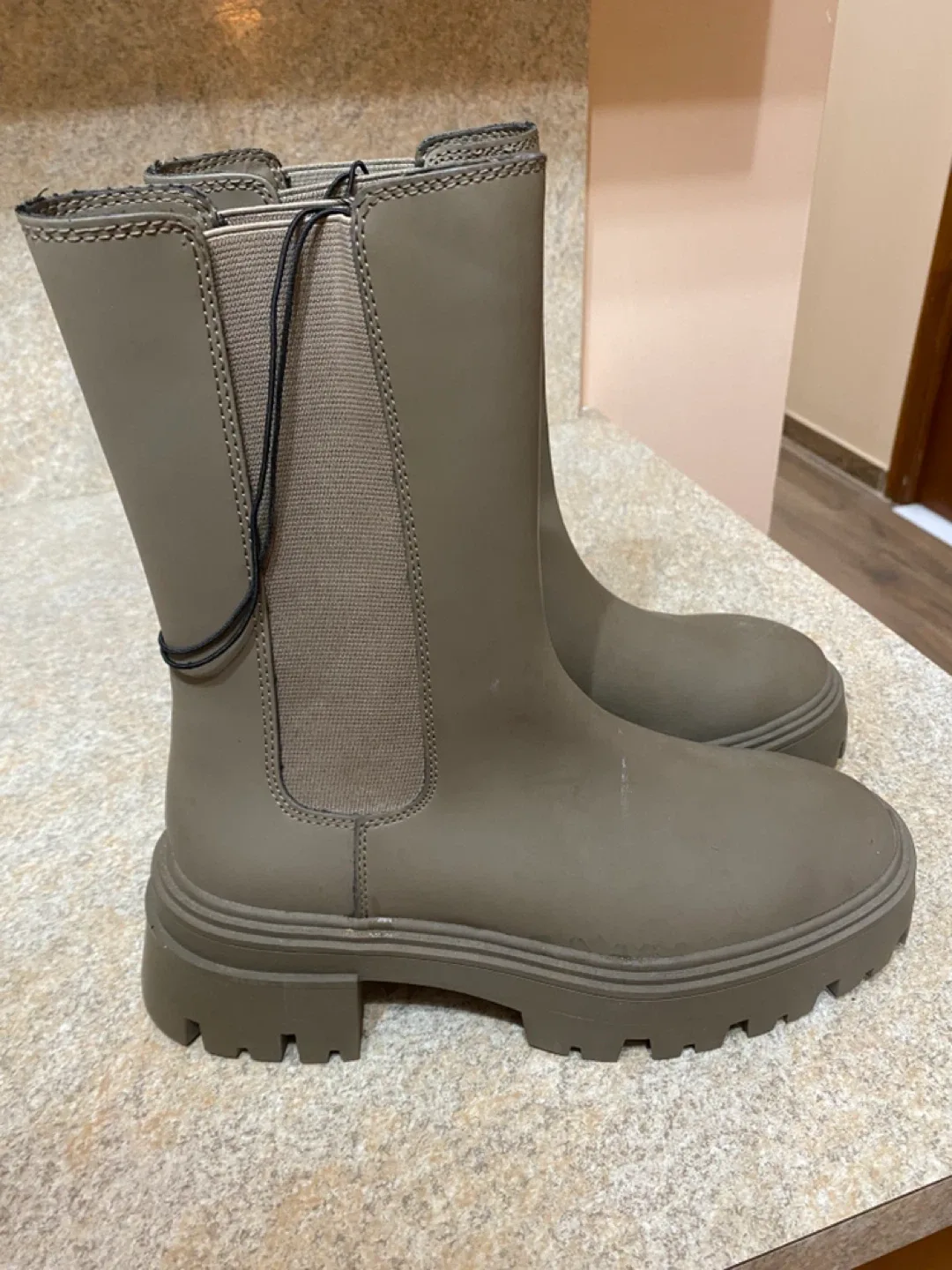 One tote and a bag image indicator(2)