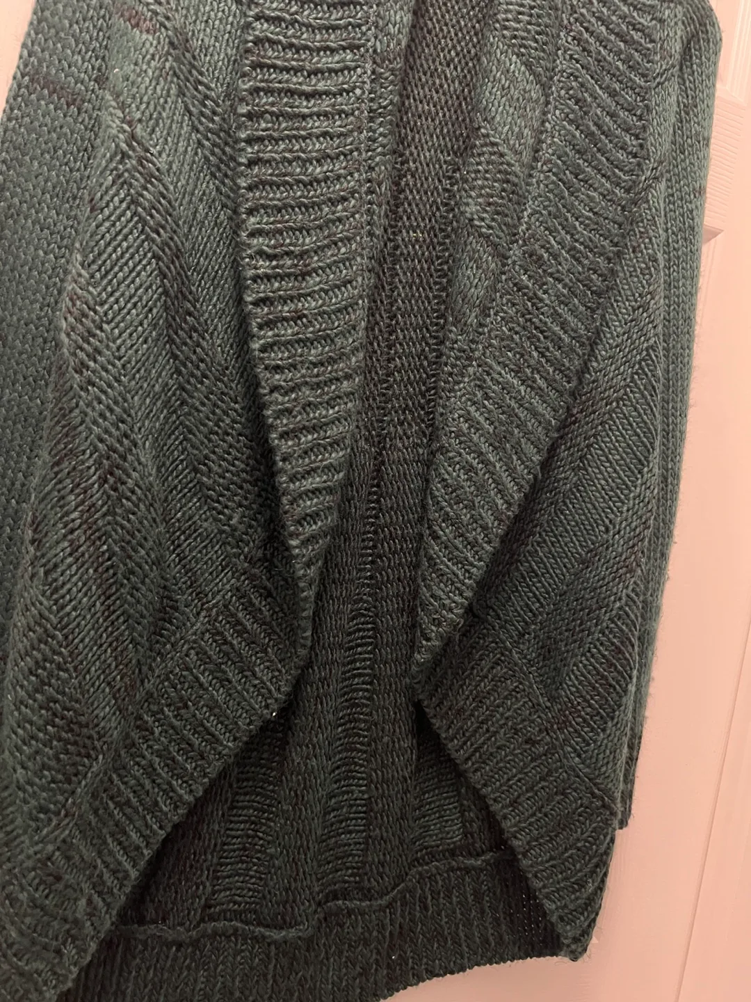 Green Cardigan image indicator(3)