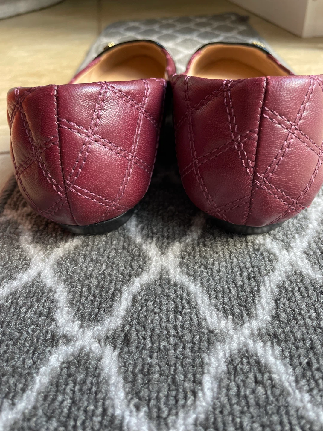 Tory Burch Quilted Leather Ballet Flats - Size 6 - photo 4