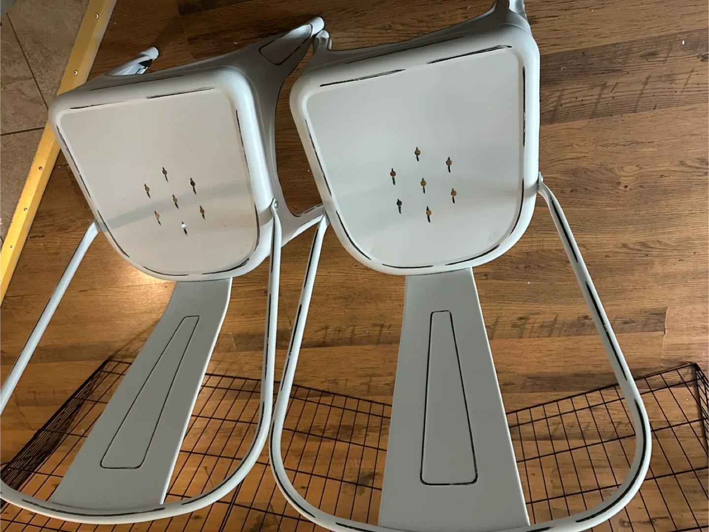 White Metal Dining Chairs - Set of 4 image indicator(5)