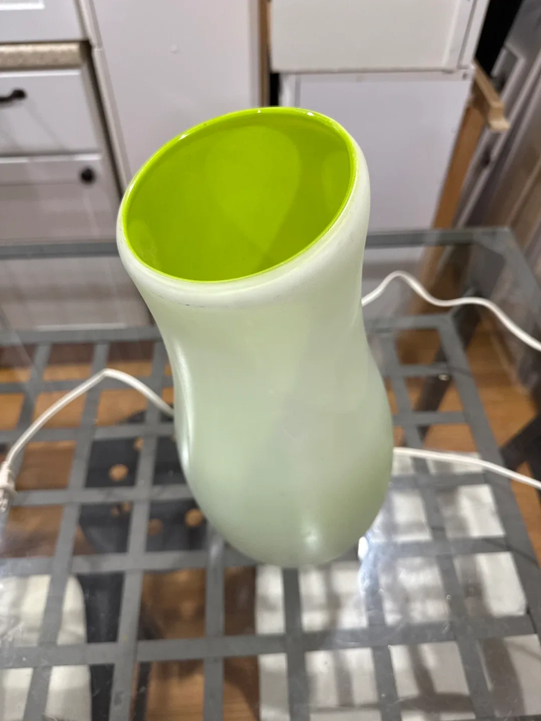 Green Glass Vase Table Lamp image indicator(2)