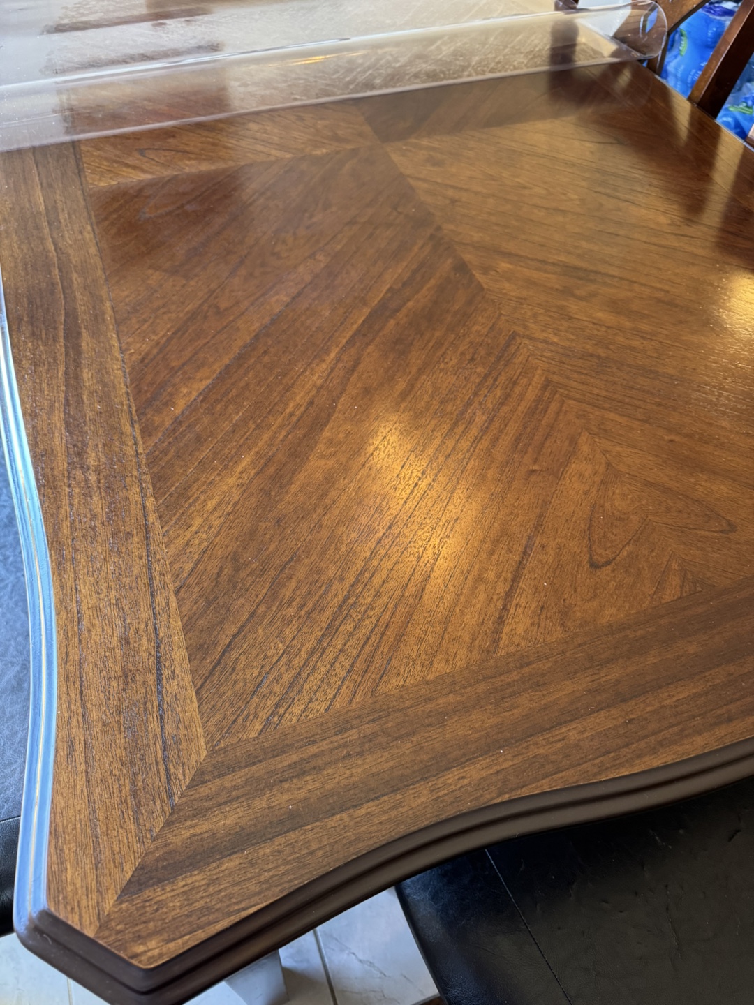 Dining Table with Chairs - Wood - photo 3