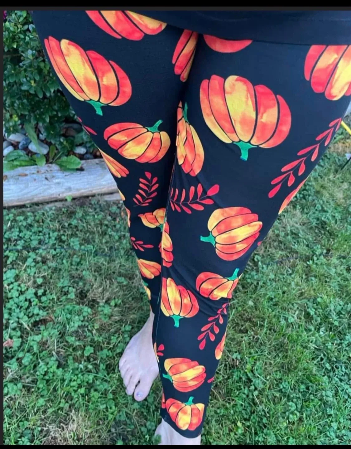 Lilly Rose Apparel Pumpkin Print Leggings image indicator(3)