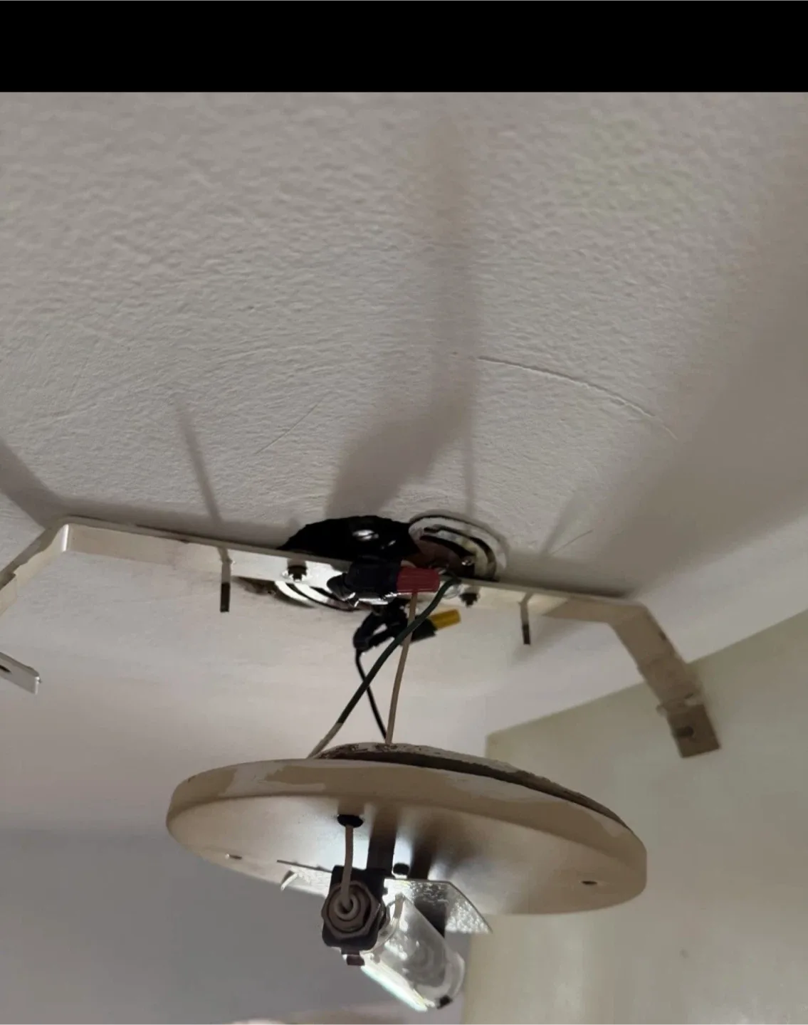 Ceiling Light Fixture image indicator(4)