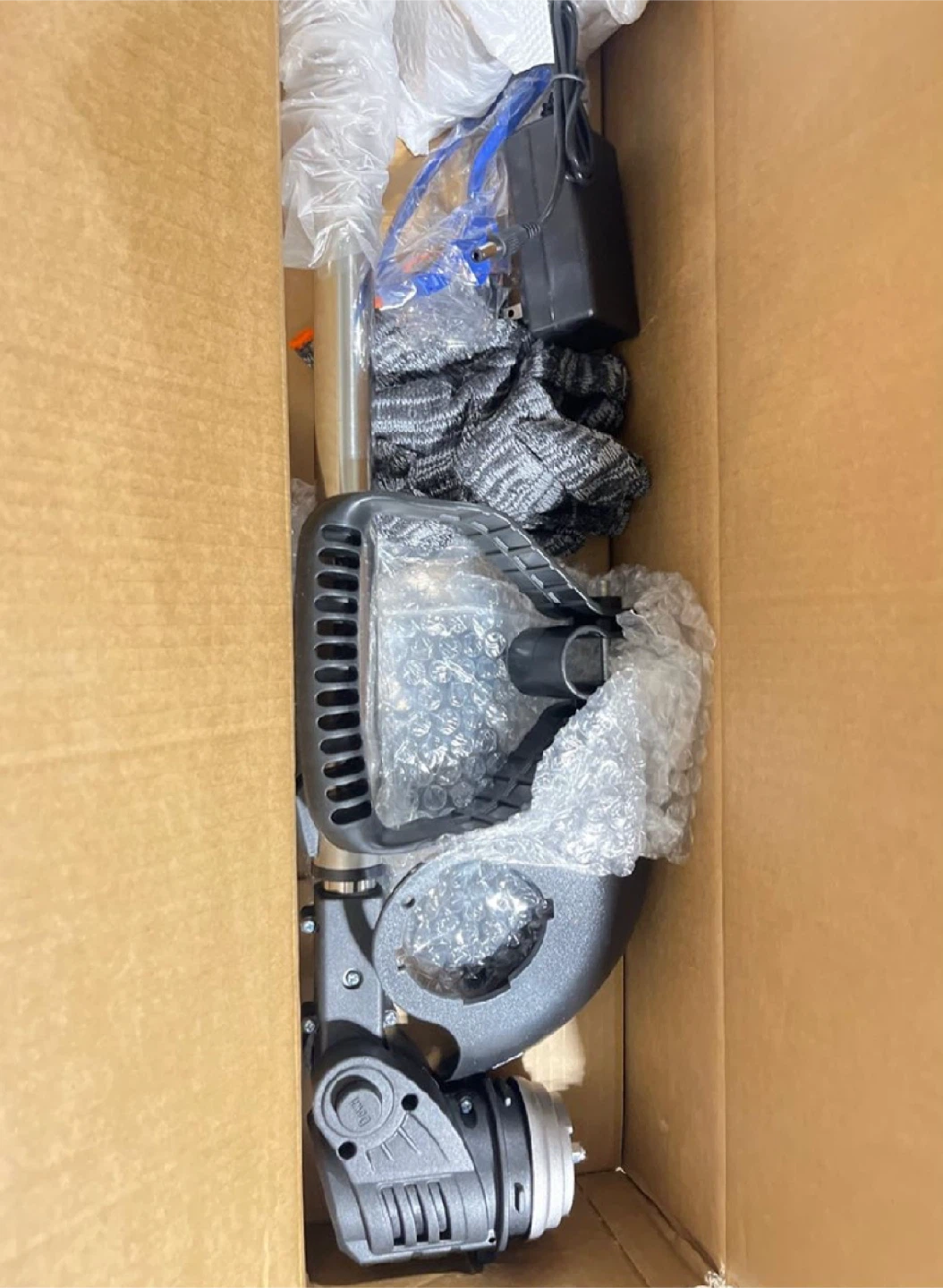 21V Cordless Grass Trimmer/Edger Kit - New - photo 3