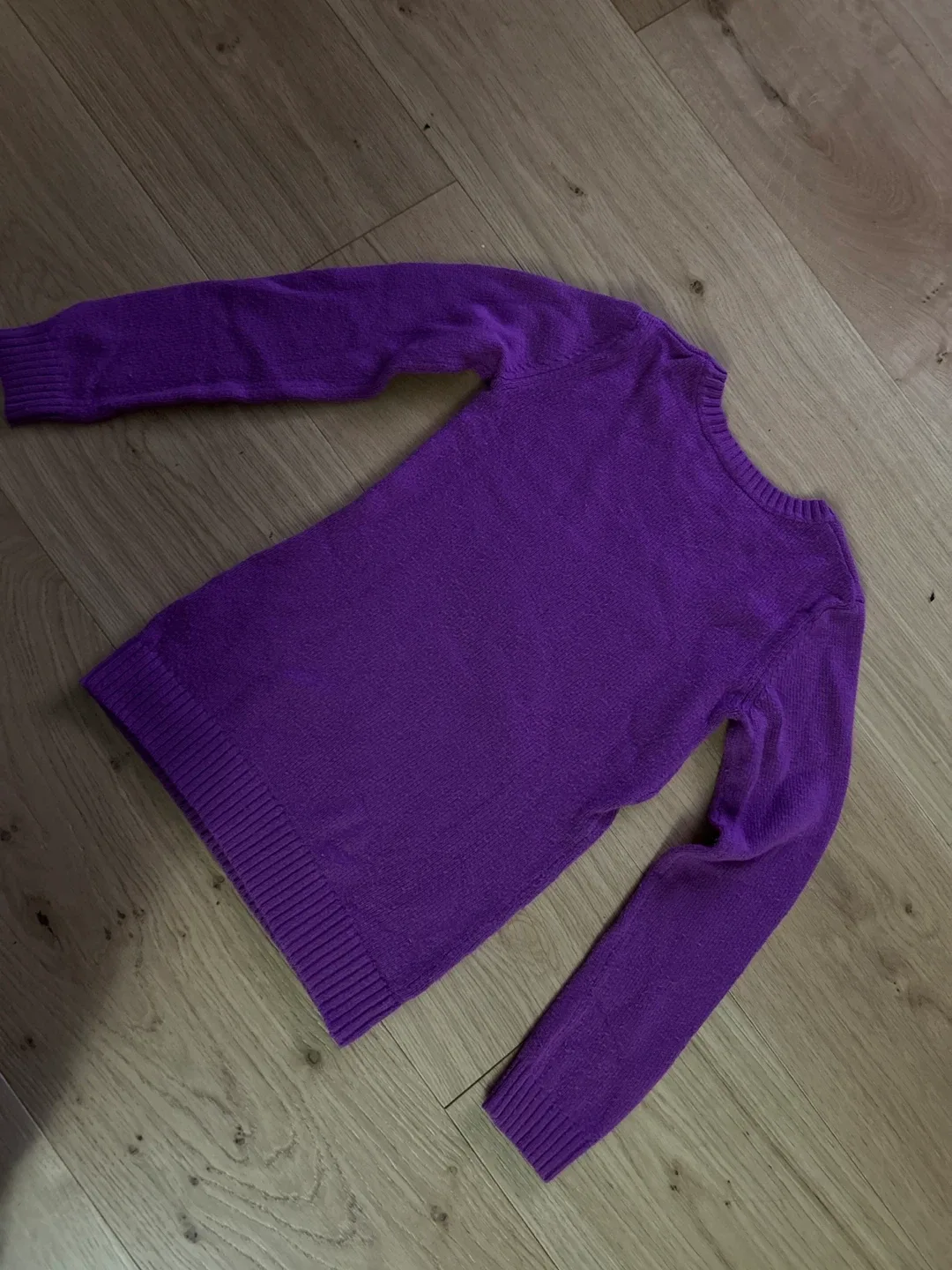 Nevada Purple Sweater - Size M (10-12) image indicator(3)