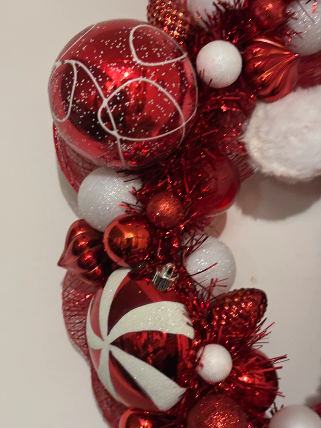 Christmas Wreath with Santa Hat - photo 2