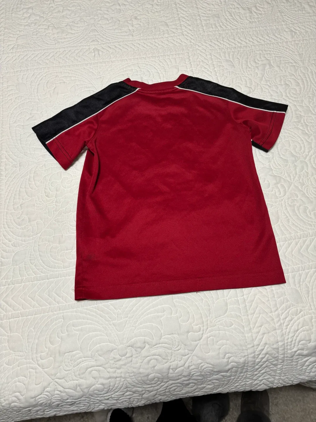 Air Jordan T-Shirt, Size 5-6 Years image indicator(2)