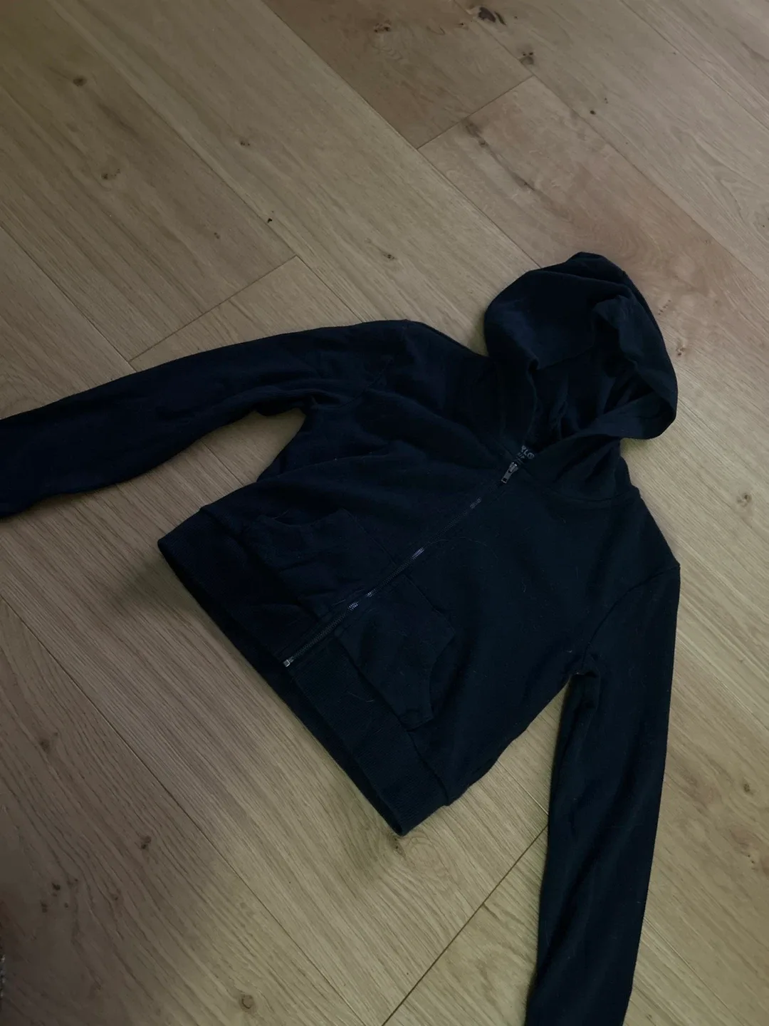 Harlow Black zip up- Size S