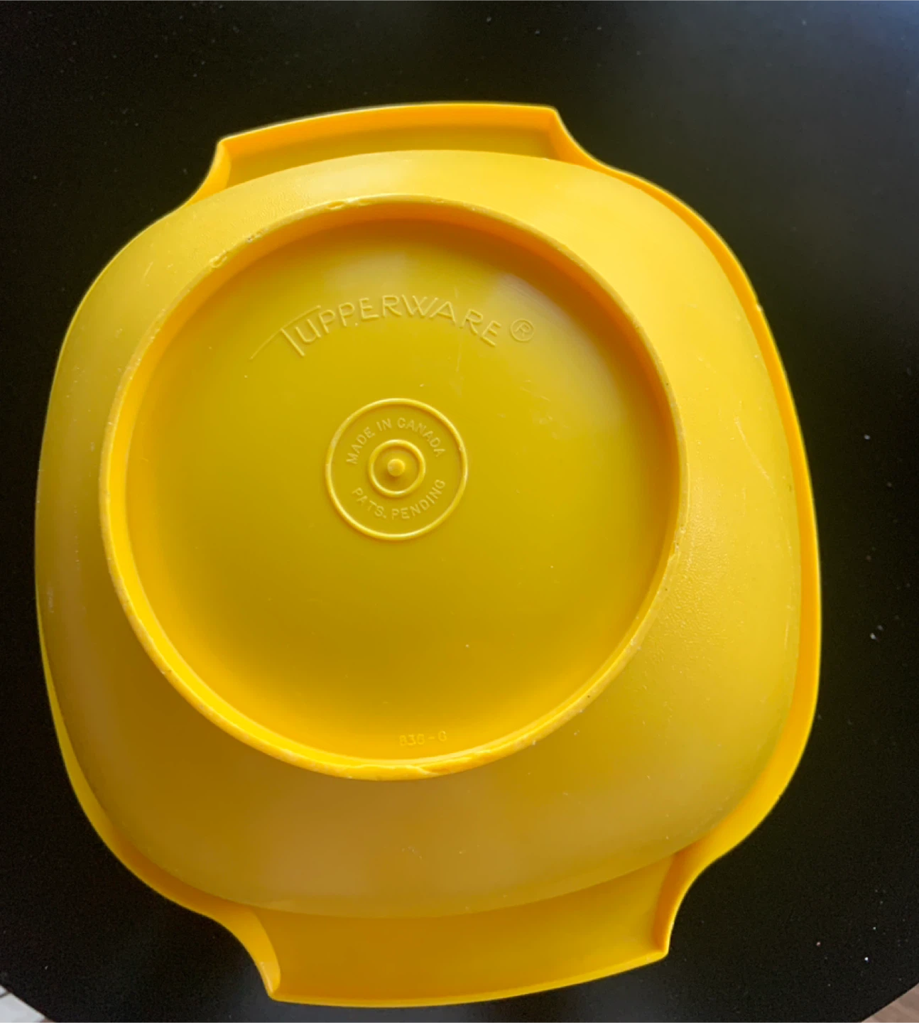 Tupperware Yellow Bowl with Lid - photo 3