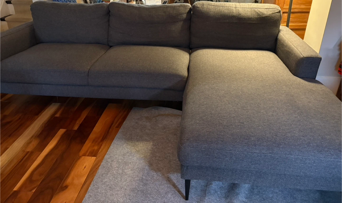 Structube Teresa Modern Right-Facing Sectional Sofa - Charcoal