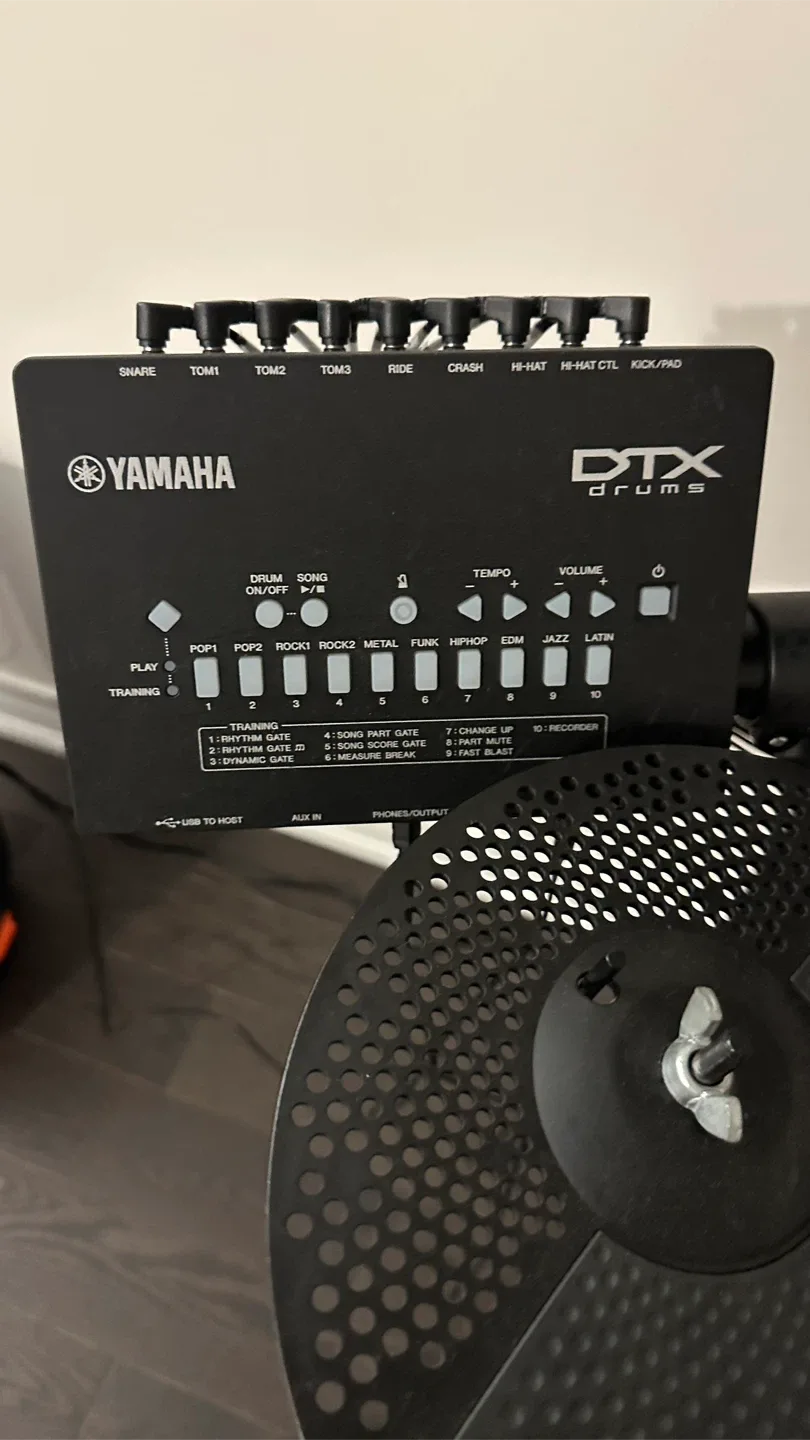 Yamaha DTX Electronic Drum Kit image indicator(2)