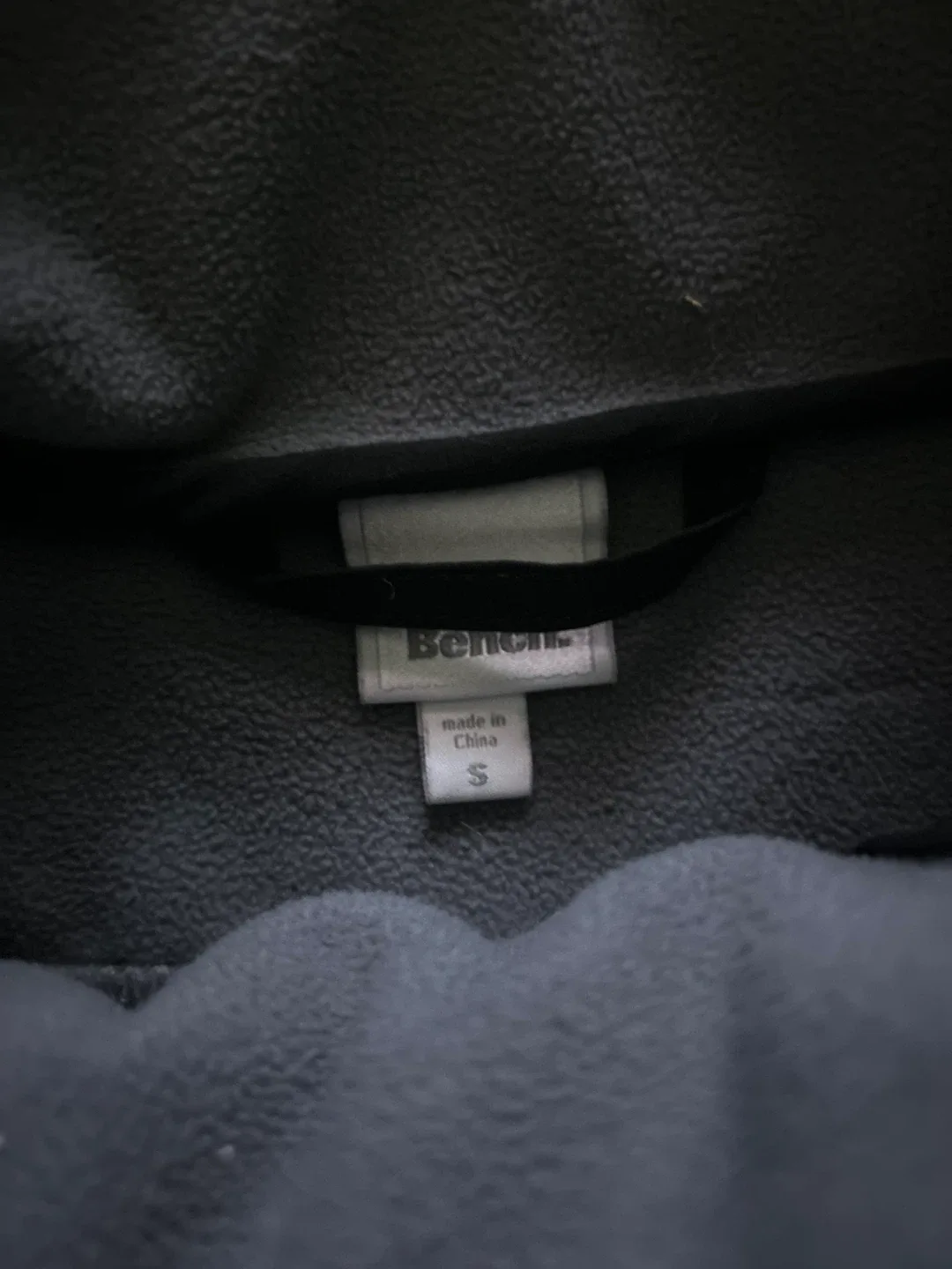 Bench Black Jacket - Size Small image indicator(2)