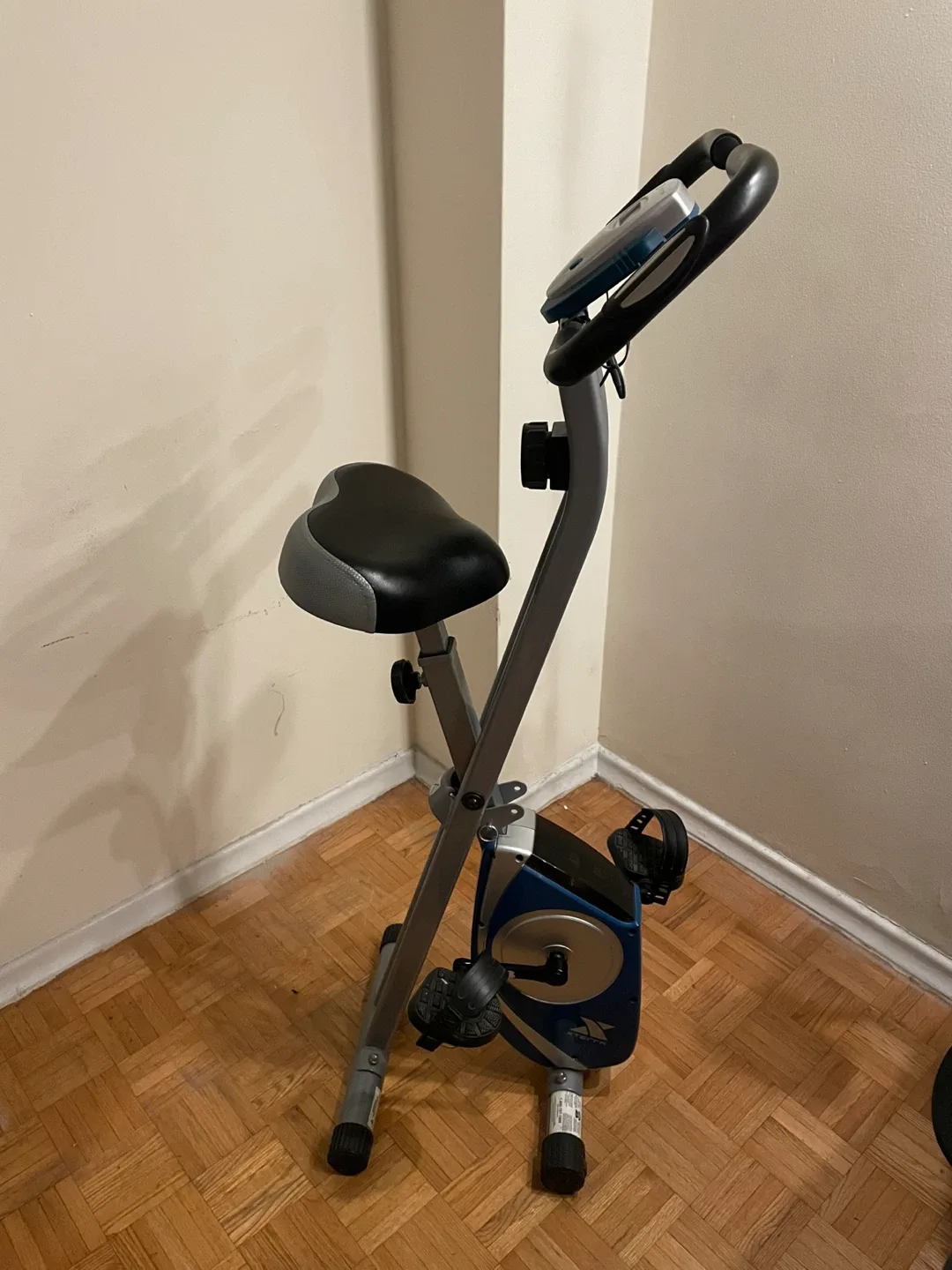 Exercise Bike - Great Condition image indicator(3)