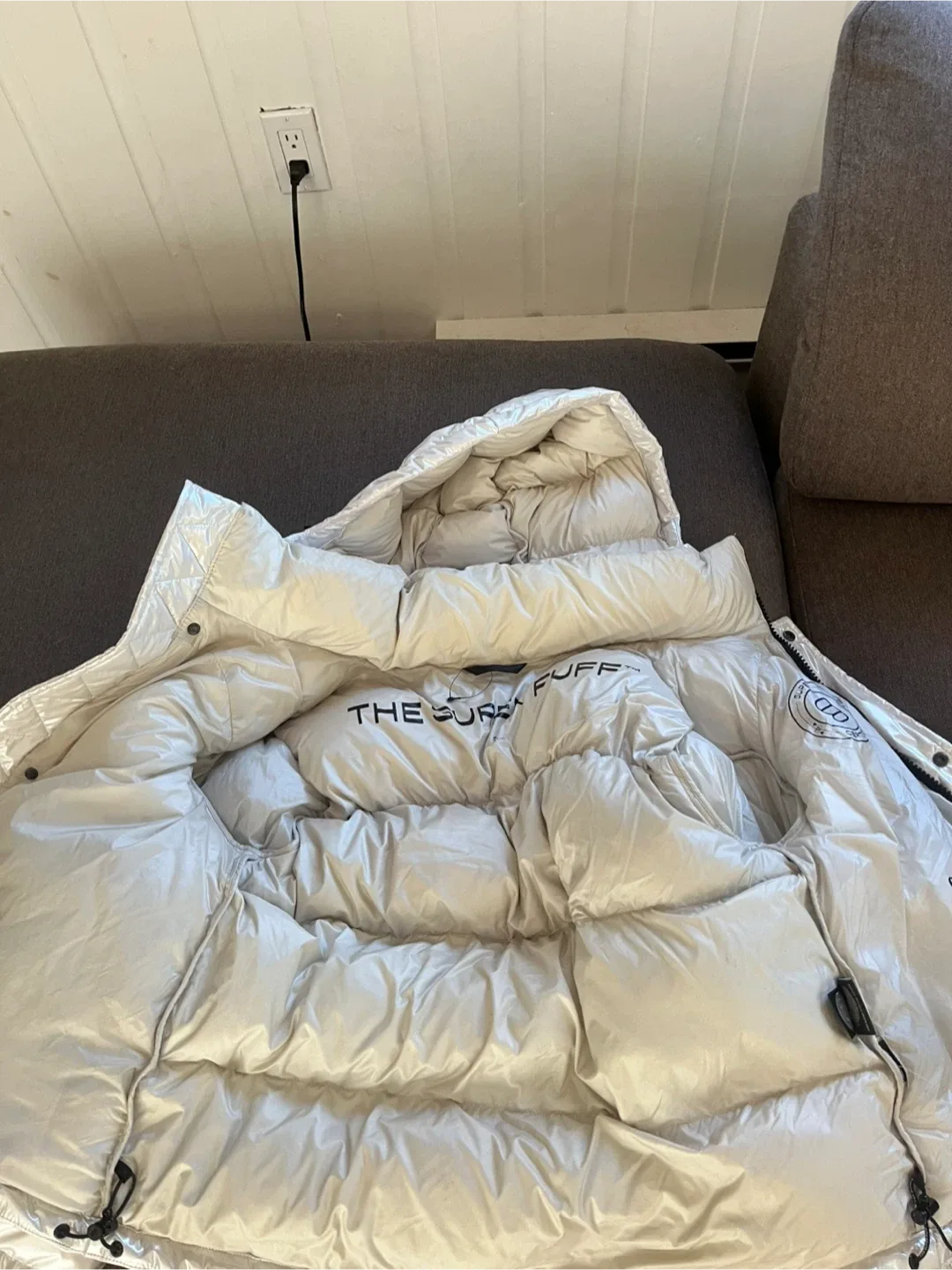 Aritzia Super Puff Winter Jacket image indicator(3)