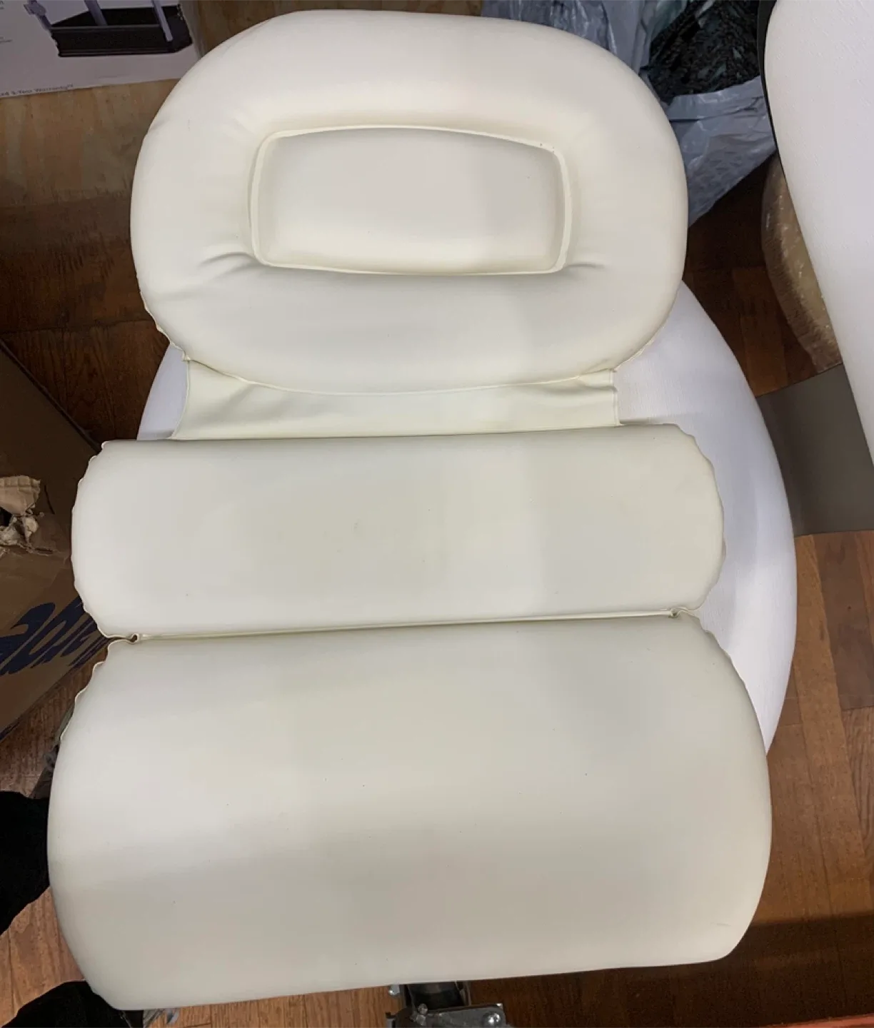 White Bathtub Pillow thumbnail