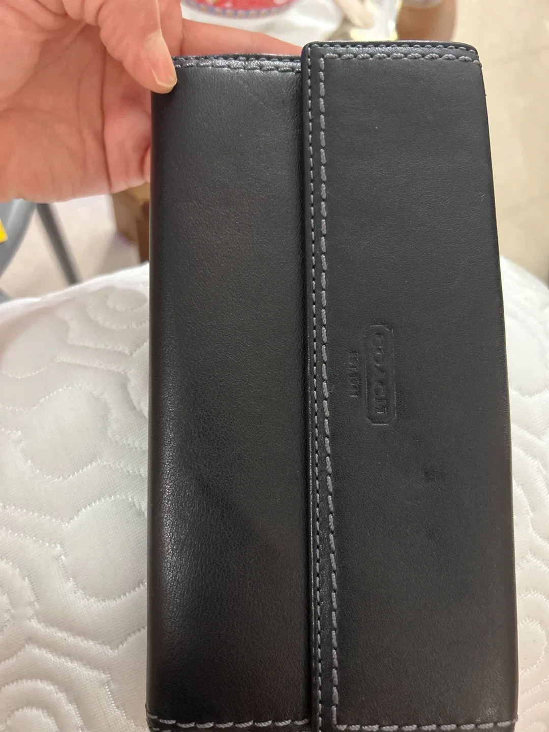 Coach Black Leather Wallet image indicator(3)
