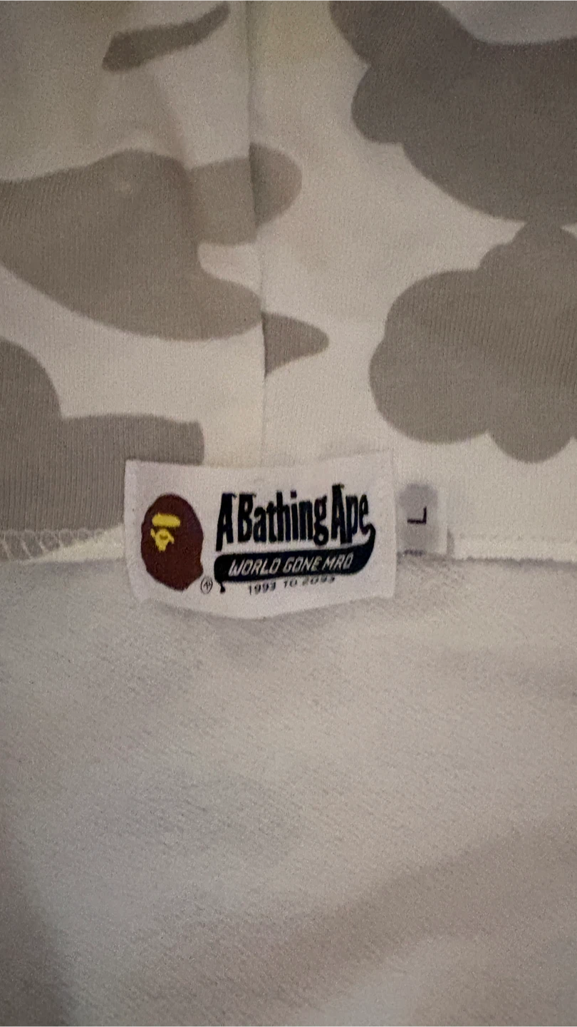 White BAPE hoodie - photo 3