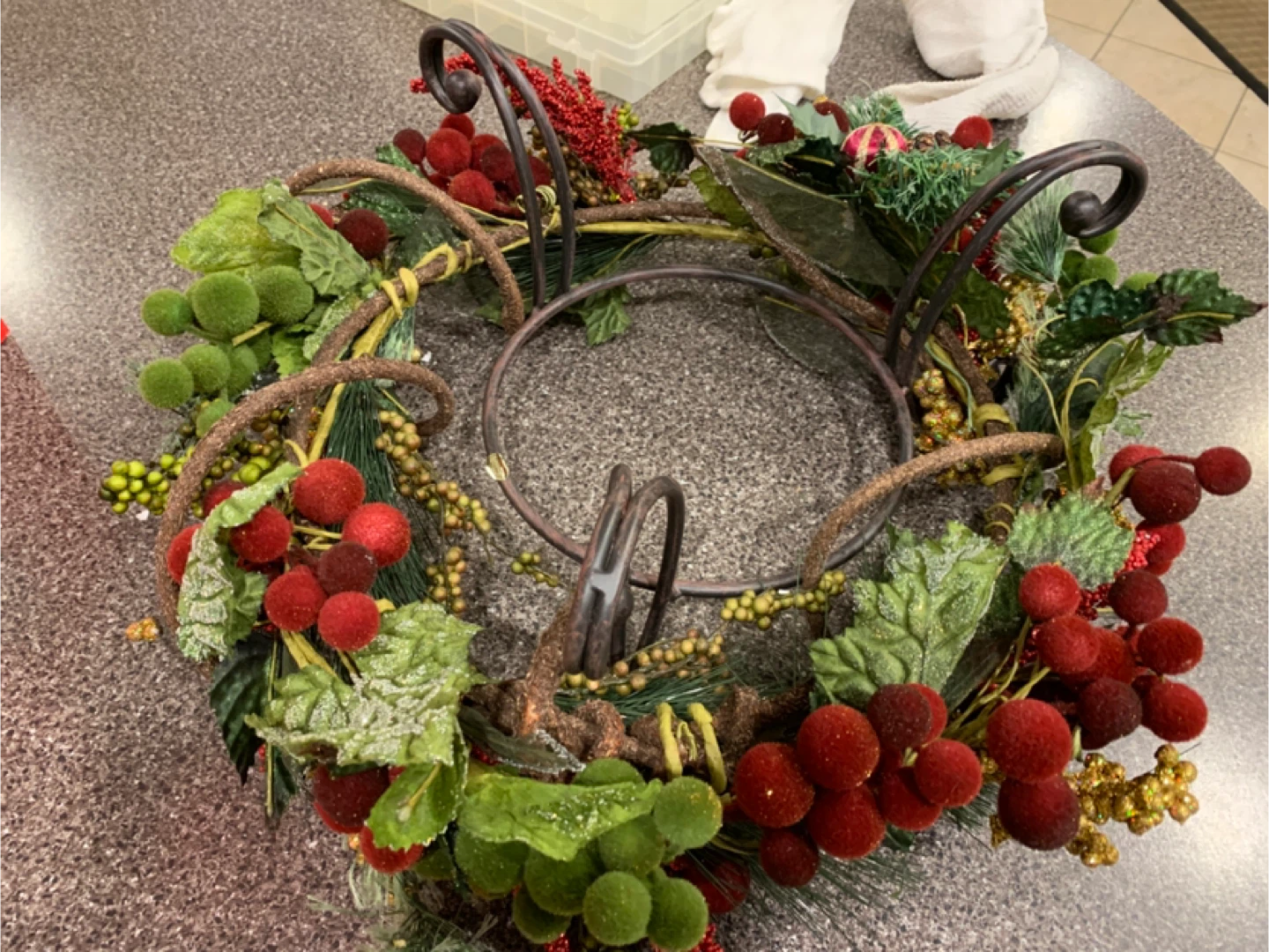 Christmas Poinsettia Bowl Centrepiece - photo 2