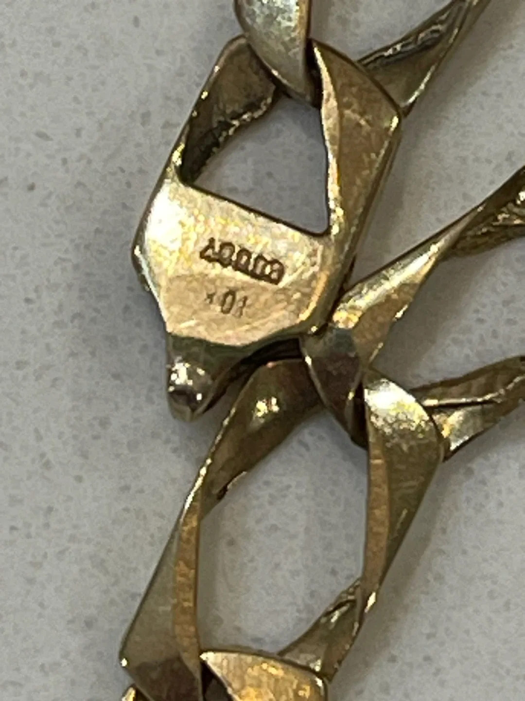 10K Yellow Gold Bracelet image indicator(3)