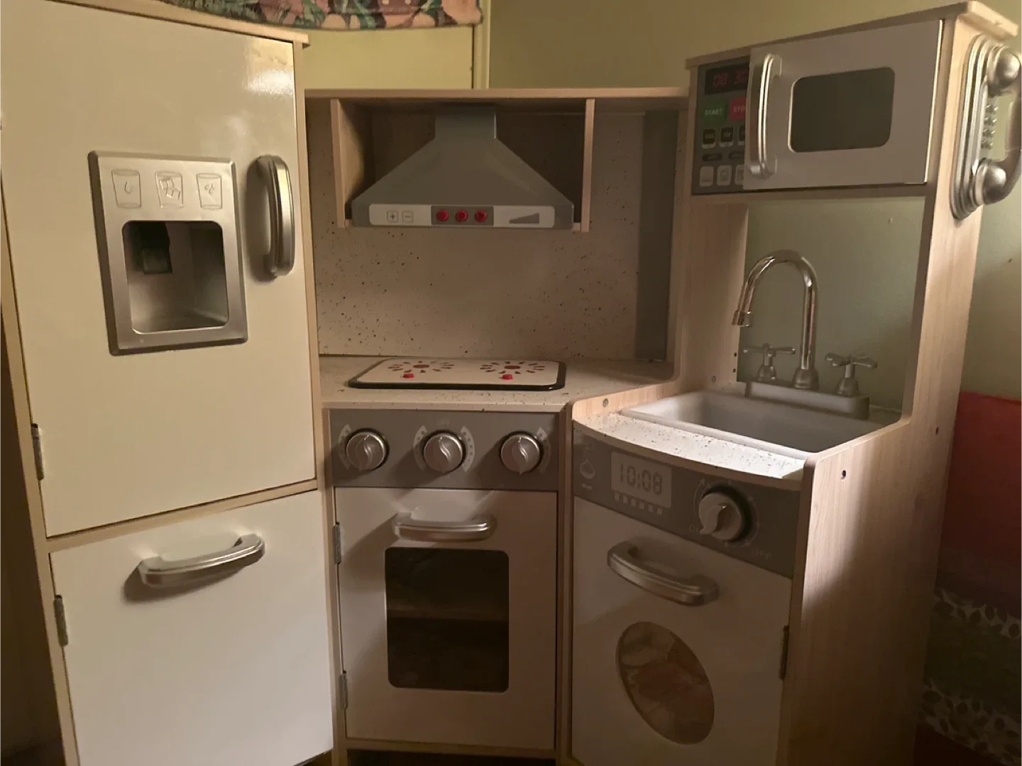 Kids' Wooden Play Kitchen