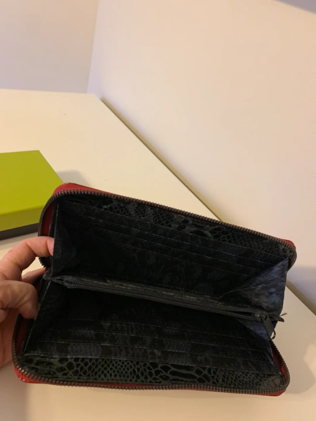 Kenneth Cole Red Patent Leather Wallet image indicator(3)