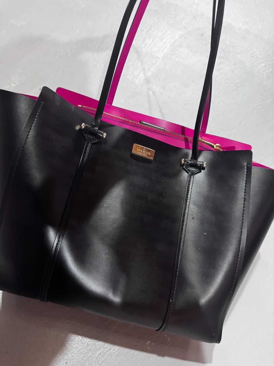 Kate Spade Black Leather Tote Bag image indicator(2)