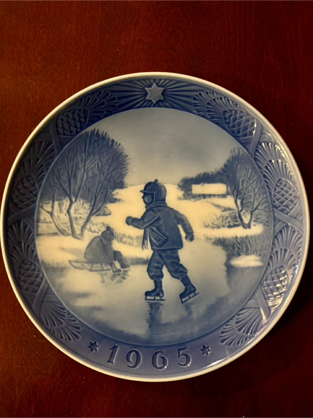 Royal Copenhagen 1965 Plate