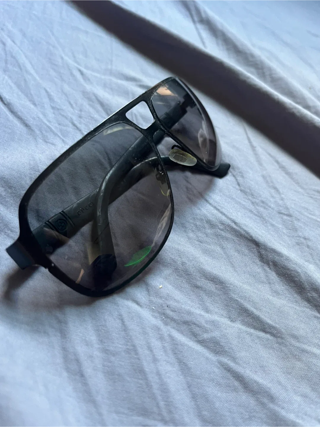Gucci Sunglasses image indicator(2)