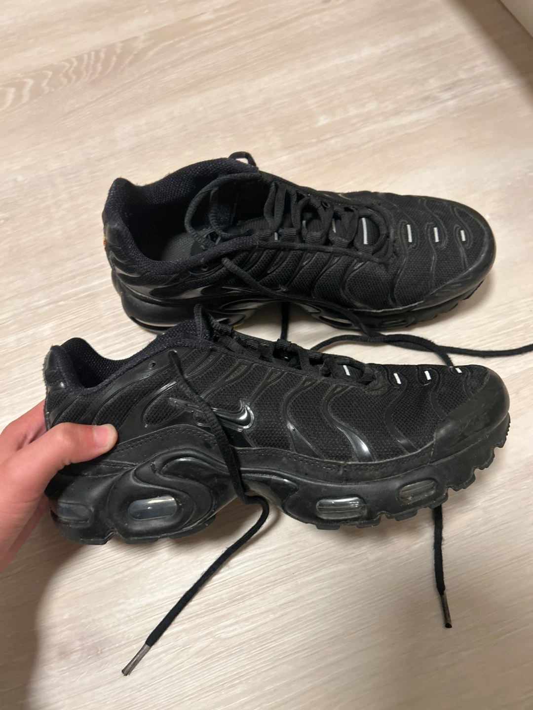 Nike Air Max Plus TN, Black, Size 6.5 mens
