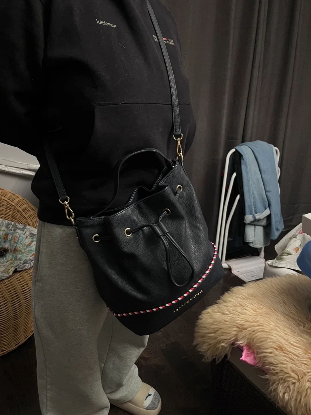 Tommy Hilfiger Bucket Bag - Navy thumbnail