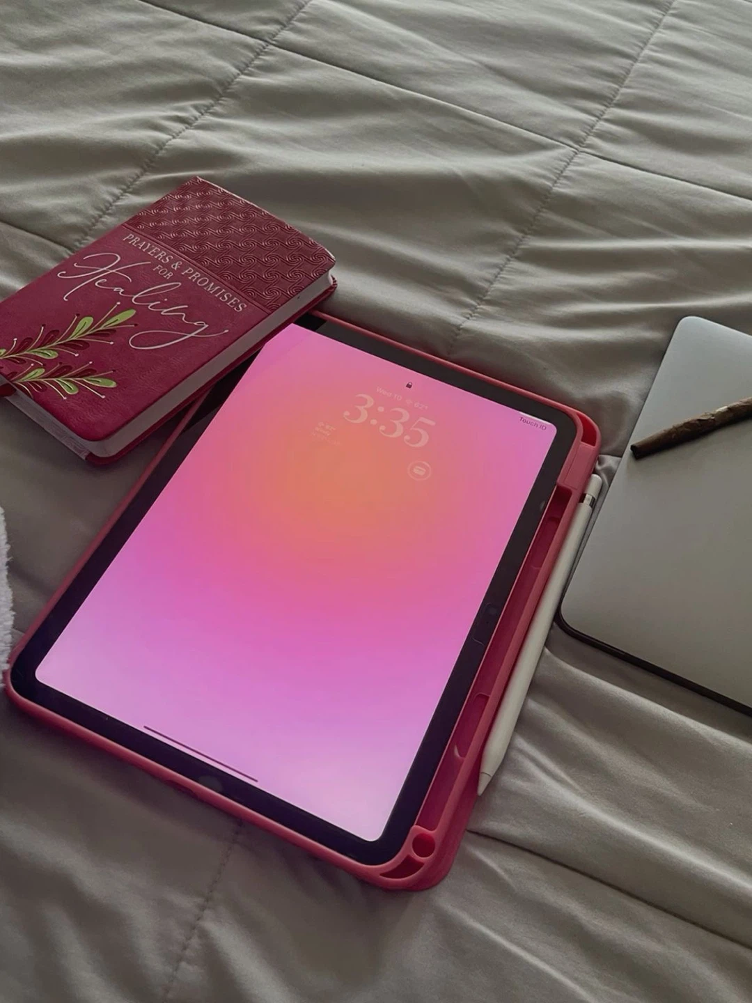 Apple iPad 10th Gen Pink - photo 2