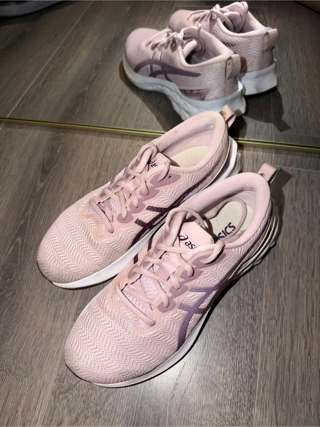 Asics Running Shoes, US 7