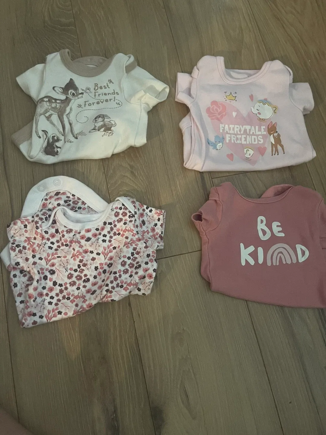 Baby Onesies Bundle - Assorted Sizes & Styles image indicator(6)