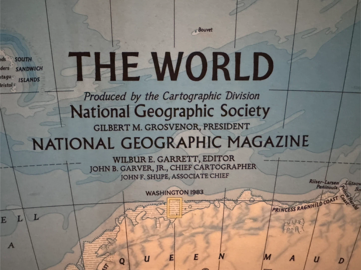 Vintage National Geographic World Map - 1983 - photo 2